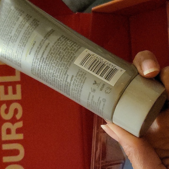 STEM CELLULAR Resurfacing Grapeseed Micro-Exfoliant-Juice Beauty - Picture 4 of 4